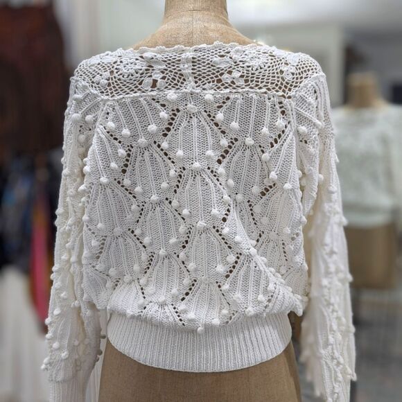Elegant White Crochet Sweater - Picture 4 of 7
